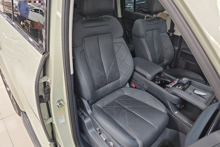 Used Formula Leopard 5 2025 TianShen Intelligent Driving Ultra Edition Right Front Seat