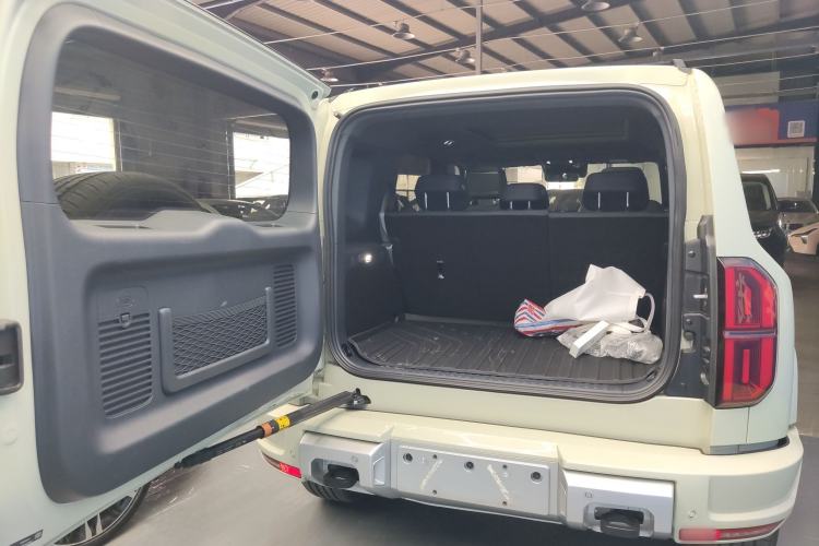 Used Formula Leopard 5 2025 TianShen Intelligent Driving Ultra Edition Trunk
