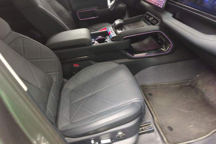 Used Formula Leopard 5 2025 TianShen Intelligent Driving Ultra Edition Right Front Seat