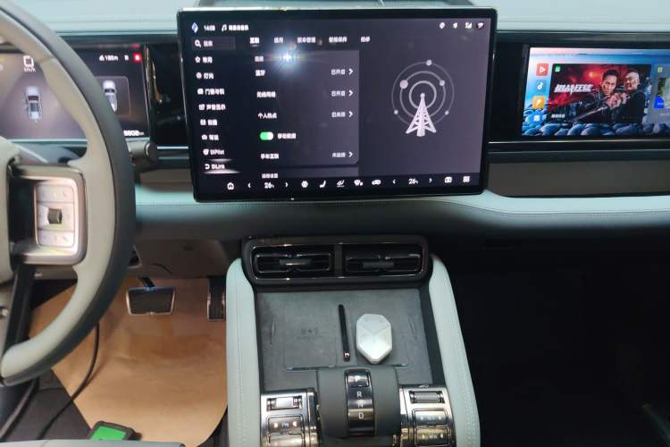 Used Formula Leopard 5 2025 TianShen Intelligent Driving Ultra Edition Audio And AC Panel
