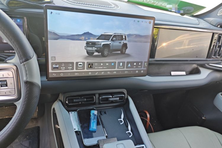 Used Formula Leopard 5 2025 TianShen Intelligent Driving Ultra Edition Audio And AC Panel