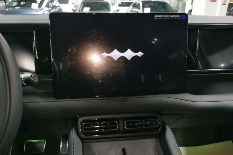 Used Formula Leopard 5 2025 TianShen Intelligent Driving Ultra Edition Audio And AC Panel