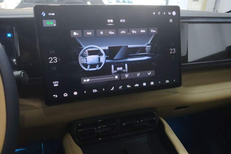 Used Formula Leopard 5 2025 TianShen Intelligent Driving Ultra Edition Audio And AC Panel