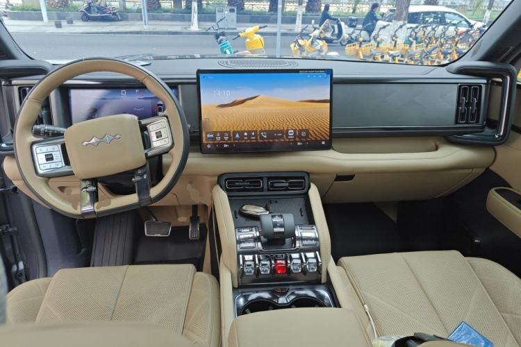 Used Formula Leopard 5 2025 TianShen Intelligent Driving Max Edition Center Console