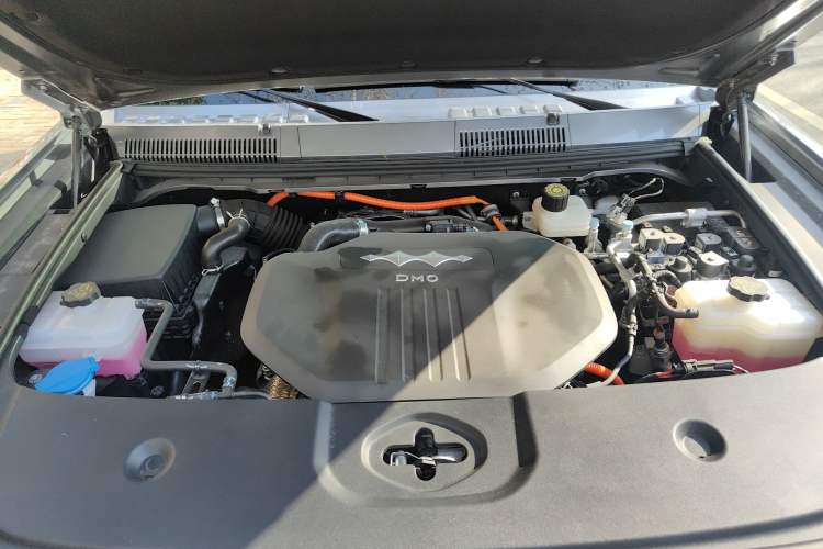 Used Formula Leopard 5 2025 TianShen Intelligent Driving Ultra Edition Engine Bay