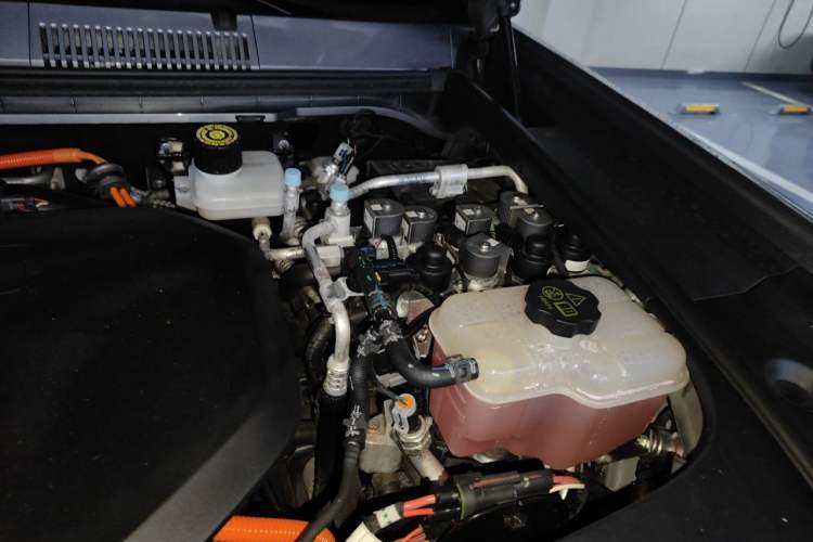 Used Formula Leopard 5 2025 TianShen Intelligent Driving Ultra Edition Engine Bay Left