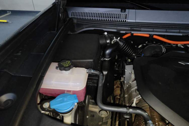 Used Formula Leopard 5 2025 TianShen Intelligent Driving Ultra Edition Engine Bay Right