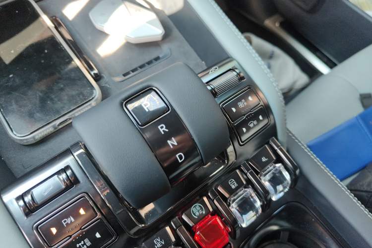 Used Formula Leopard 5 2025 TianShen Intelligent Driving Ultra Edition Gear Lever