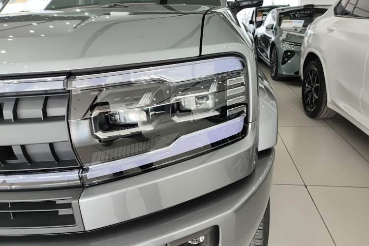 Used Formula Leopard 5 2025 TianShen Intelligent Driving Max Edition Left Front Headlight