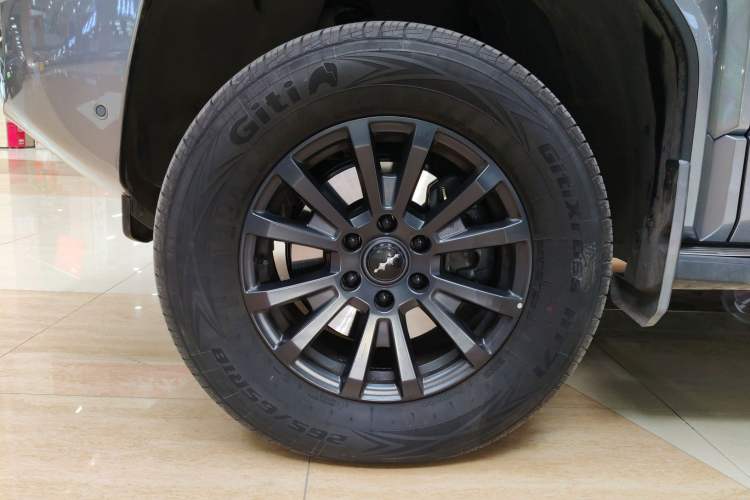 Used Formula Leopard 5 2025 TianShen Intelligent Driving Ultra Edition Left Front Wheel Hub