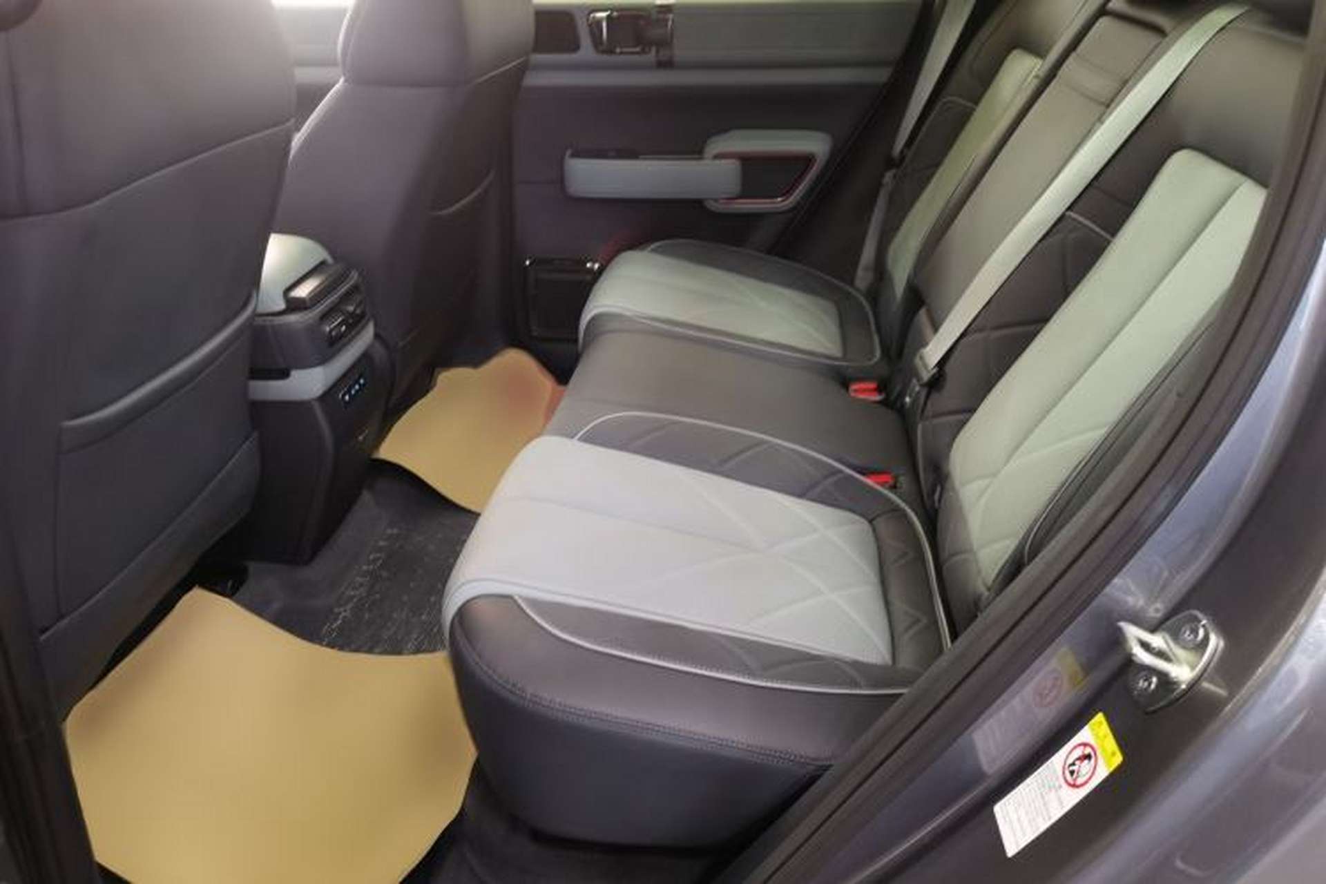 Used Formula Leopard 5 2025 TianShen Intelligent Driving Ultra Edition Left Rear Seat