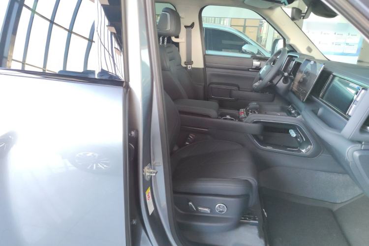 Used Formula Leopard 5 2025 TianShen Intelligent Driving Ultra Edition Right Front Seat