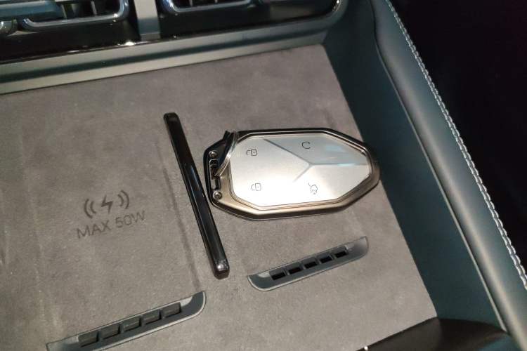 Used Formula Leopard 5 2025 TianShen Intelligent Driving Ultra Edition Vehicle Key
