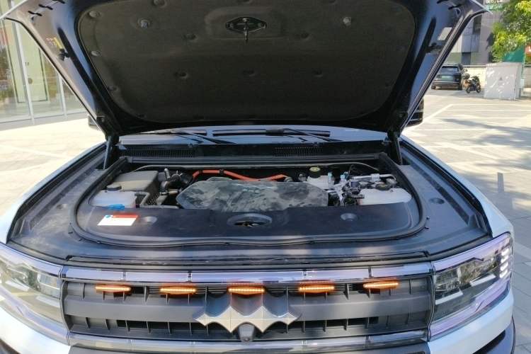 Used Formula Leopard 5 2025 TianShen Intelligent Driving Ultra Edition Engine Bay