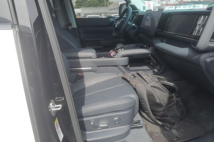 Used Formula Leopard 5 2025 TianShen Intelligent Driving Ultra Edition Right Front Seat