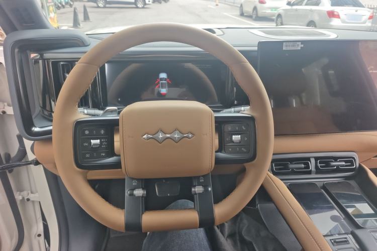 Used Formula Leopard 5 2025 Model 210KM Cloud Ride Tian Shen Ultra Version Steering Wheel