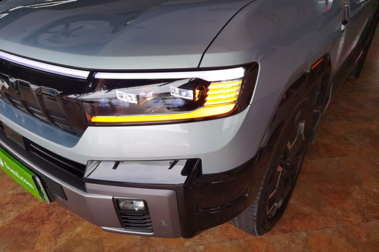 Used Formula Leopard 8 2025 Smart & Brave Flagship Edition 7 Seats Left Front Headlight