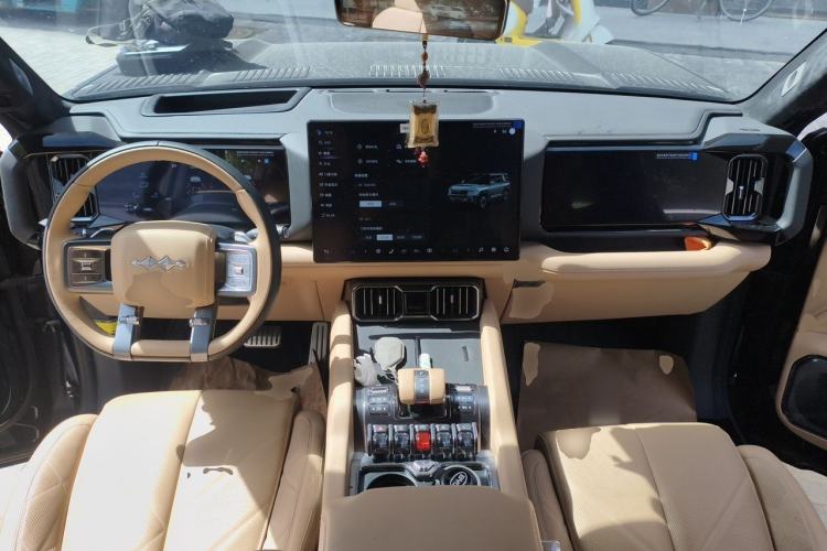 Used Formula Leopard 8 2025 Smart & Brave Flagship Edition 7 Seats Center Console