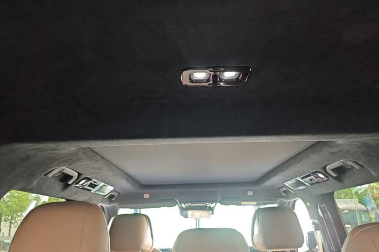 Used Formula Leopard 8 2025 Smart & Brave Flagship Edition 7 Seats Headliner