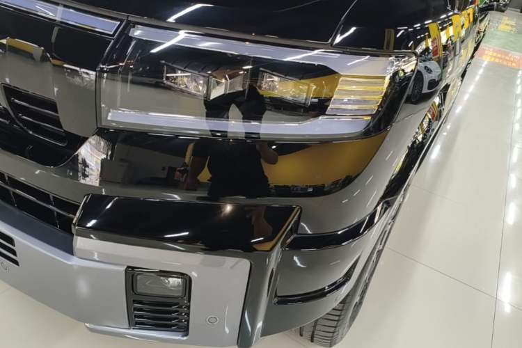 Used Formula Leopard 8 2025 Smart & Brave Flagship Edition 7 Seats Left Front Headlight