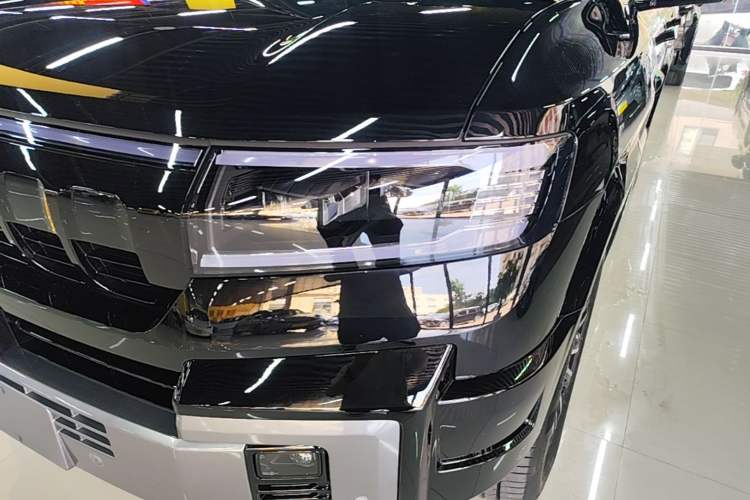 Used Formula Leopard 8 2025 Model Smart & Brave Flagship 5-Seater Left Front Headlight