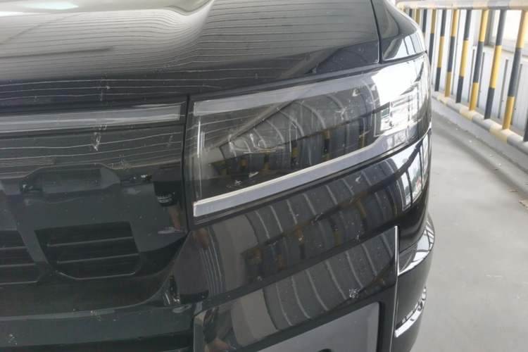 Used Formula Leopard 8 2025 Smart & Brave Flagship Edition 7 Seats Left Front Headlight