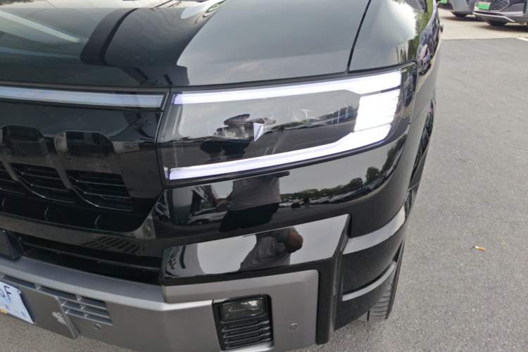 Used Formula Leopard 8 2025 Smart & Brave Flagship Edition 7 Seats Left Front Headlight