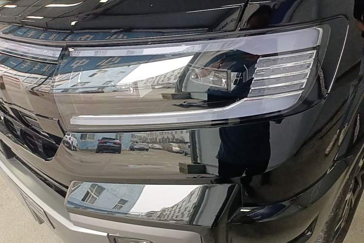 Used Formula Leopard 8 2025 Smart & Brave Flagship Edition 7 Seats Left Front Headlight
