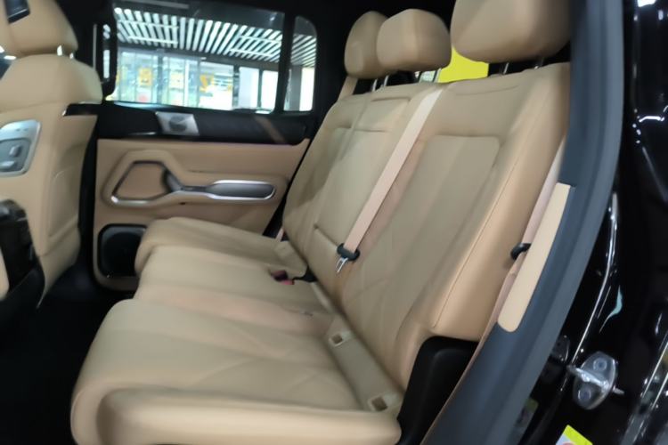 Used Formula Leopard 8 2025 Smart & Brave Flagship Edition 7 Seats Left Rear Seat