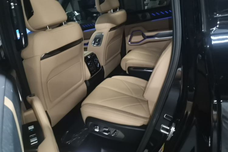 Used Formula Leopard 8 2025 Smart & Brave Flagship Edition 6 Seats Left Rear Seat