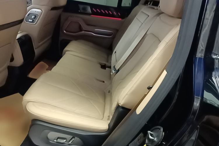 Used Formula Leopard 8 2025 Smart & Brave Flagship Edition 7 Seats Left Rear Seat