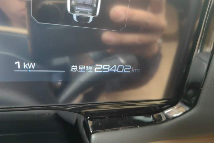 Used Formula Leopard 8 2025 Smart & Brave Flagship Edition 6 Seats Odometer Close Up