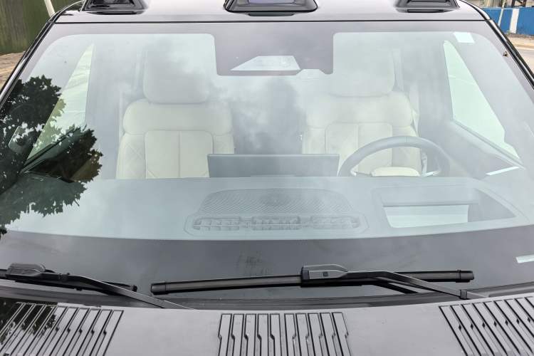 Used Formula Leopard 8 2025 Smart & Brave Flagship Edition 7 Seats Roof