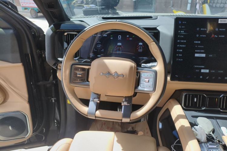 Used Formula Leopard 8 2025 Smart & Brave Flagship Edition 7 Seats Steering Wheel