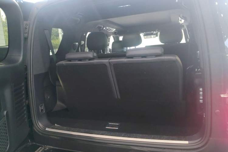 Used Formula Leopard 8 2025 Smart & Brave Flagship Edition 7 Seats Trunk