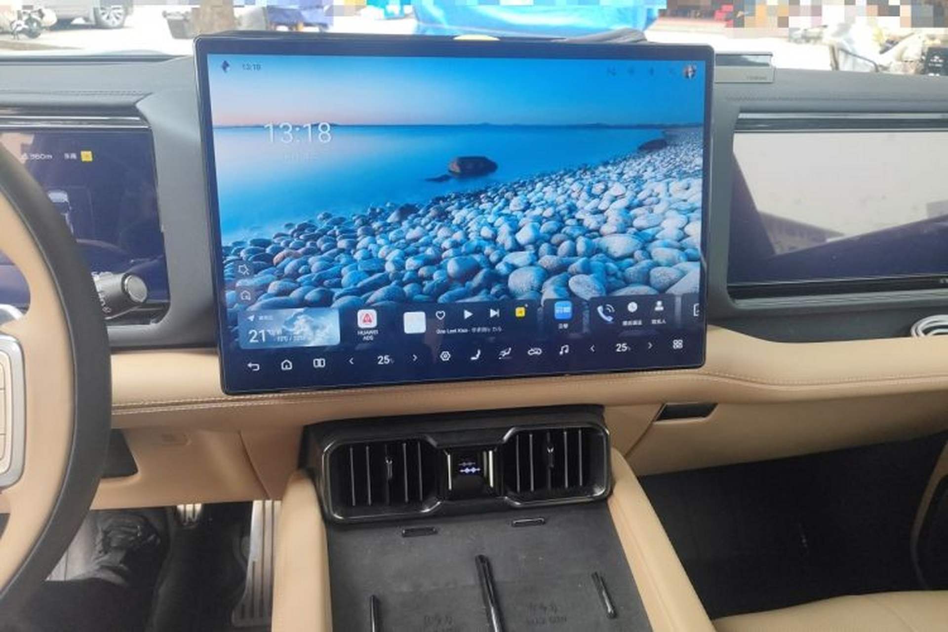 Used Formula Leopard 8 2025 Smart & Brave Flagship Edition 7 Seats Audio And AC Panel