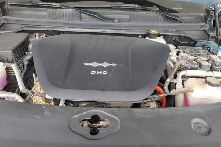 Used Formula Leopard 8 2025 Smart & Brave Flagship Edition 7 Seats Engine Bay