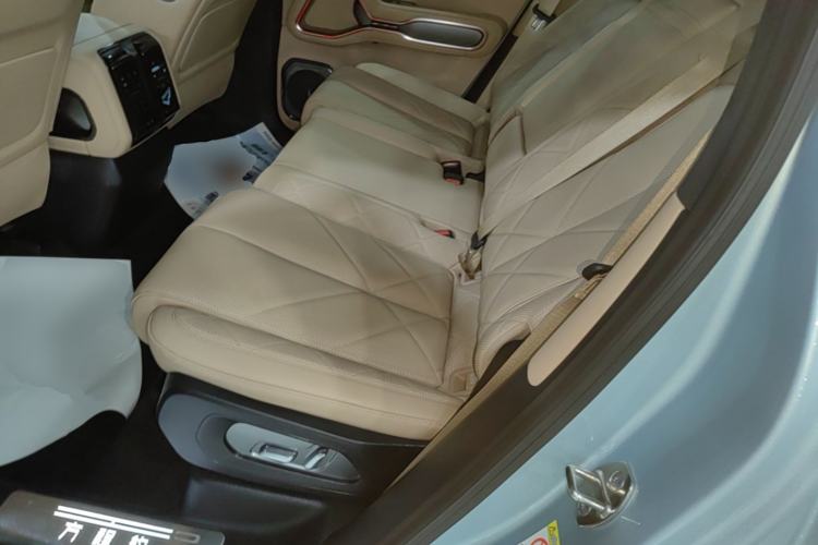 Used Formula Leopard 8 2025 Smart & Brave Flagship Edition 7 Seats Left Rear Seat