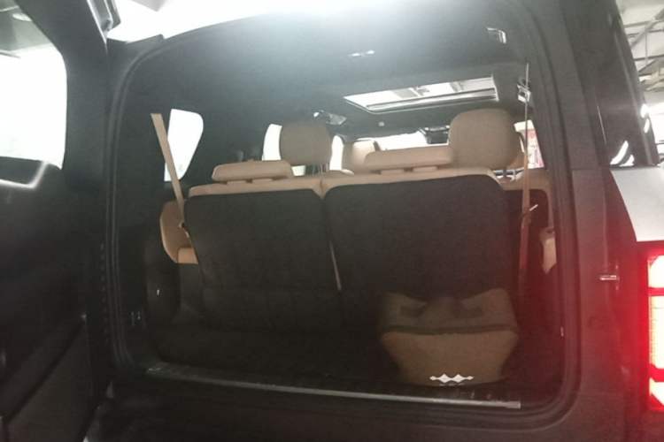 Used Formula Leopard 8 2025 Smart & Brave Flagship Edition 6 Seats Trunk