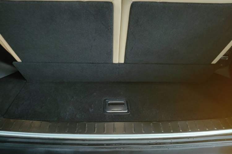 Used Formula Leopard 8 2025 Smart & Brave Flagship Edition 7 Seats Trunk