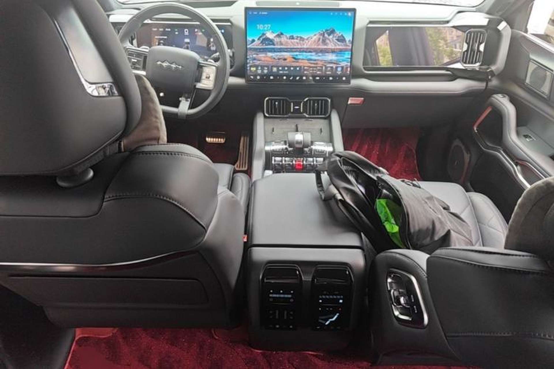 Used Formula Leopard 8 2025 Smart & Brave Flagship Edition 7 Seats Center Console