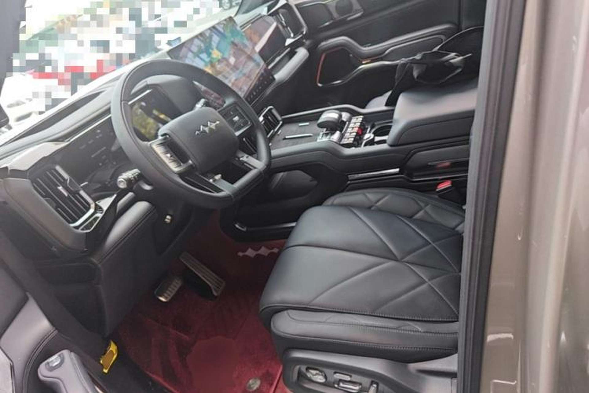 Used Formula Leopard 8 2025 Smart & Brave Flagship Edition 7 Seats Left Front Seat