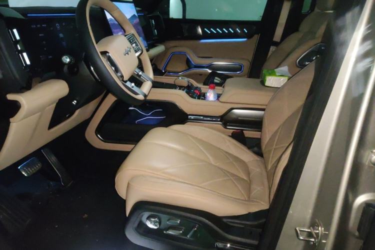 Used Formula Leopard 8 2025 Zhiyong Flagship Drone Edition 7 Seats Left Front Seat