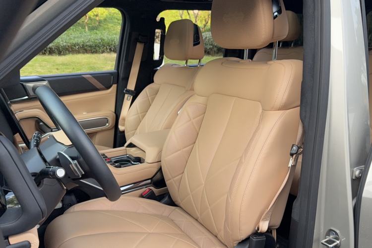 Used Formula Leopard 8 2025 Smart & Brave Flagship Edition 7 Seats Left Front Seat