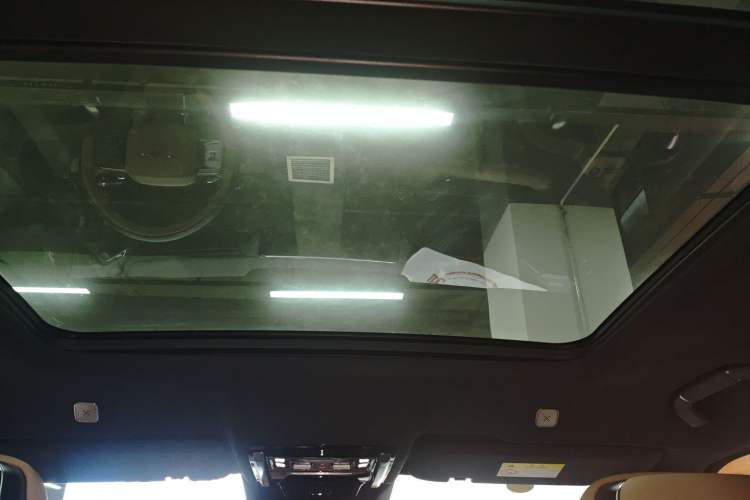 Used Formula Leopard 8 2025 Smart & Brave Flagship Edition 7 Seats Headliner