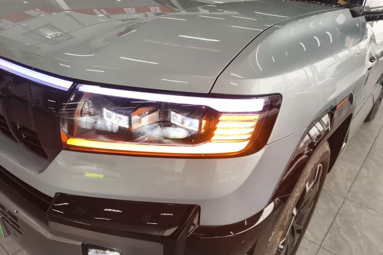 Used Formula Leopard 8 2025 Smart & Brave Flagship Edition 7 Seats Left Front Headlight