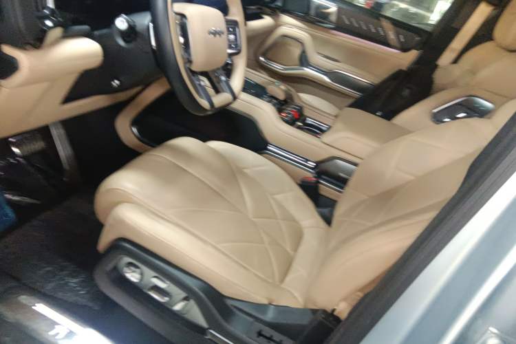 Used Formula Leopard 8 2025 Smart & Brave Flagship Edition 7 Seats Left Front Seat