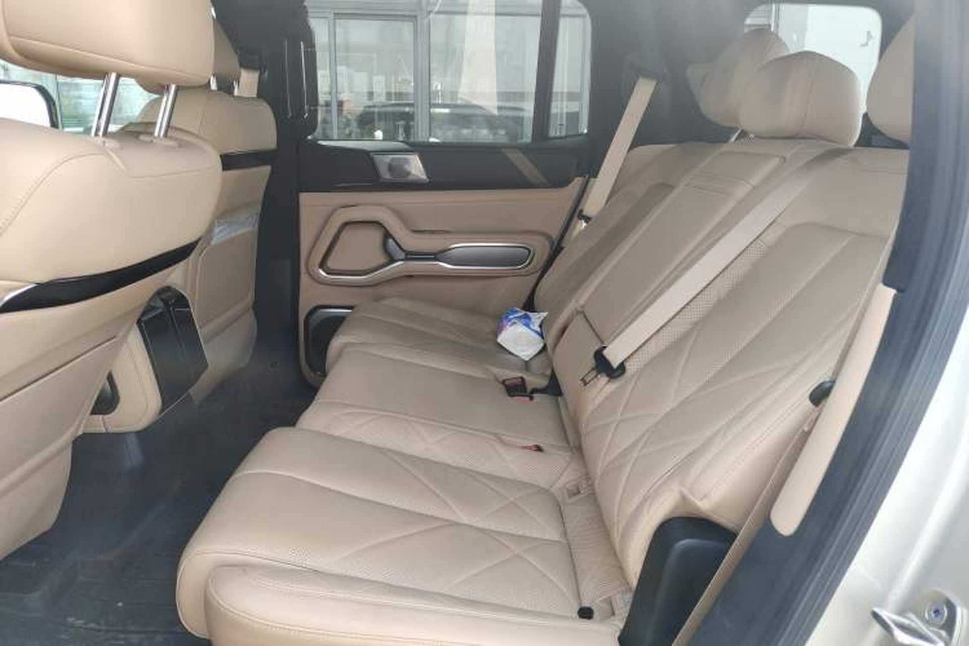 Used Formula Leopard 8 2025 Smart & Brave Flagship Edition 7 Seats Left Rear Seat