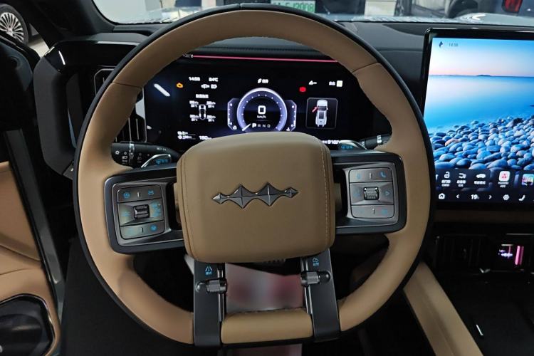 Used Formula Leopard 8 2025 Smart & Bold Luxury Version 7 Seats Steering Wheel