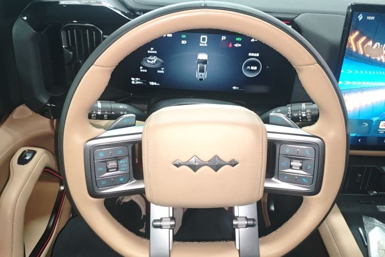 Used Formula Leopard 8 2025 Smart & Brave Flagship Edition 7 Seats Steering Wheel
